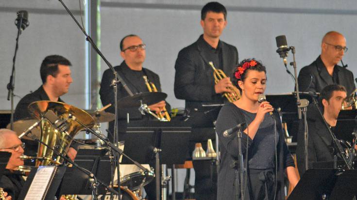 Jazz kontzertua eskaini zuen Musika Bandak, hiru gonbidatu berezirekin