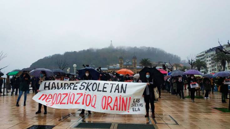 Elkarretaratzea egingo dute  haurreskolek gaur, Plaza Berrin