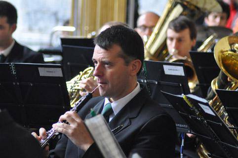 Musika Bandaren kontzertua, etzi