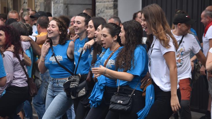 Gazteek hartuko dituzte Goizuetako kaleak fiestetako lehenengo egunean