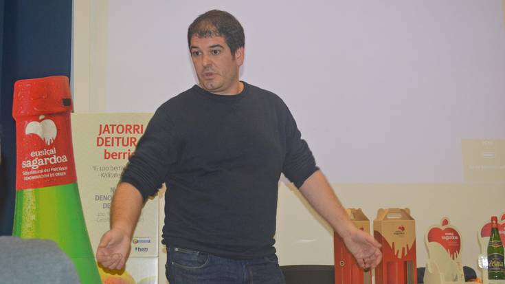 Euskal Sagardoa jatorri deitura aurkeztuko diete gaur, ostalariei