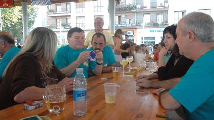 Julio-Ricardo Ayerbe eta Miranda-Julian Txapeldun Karabelen