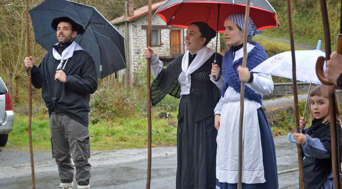 Ohiturari eutsiz, Santa Agedari kantari