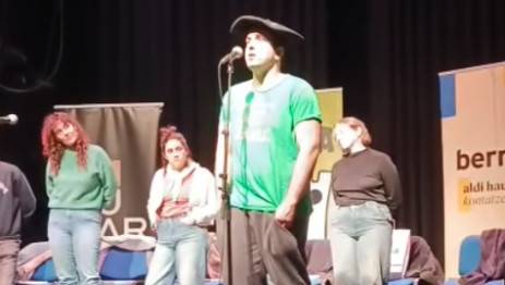 Aixita Sariketa irabazi du Eñaut Martikorenak, eta Astigarragak egin du aurrera Herriartekoko 'derbian'