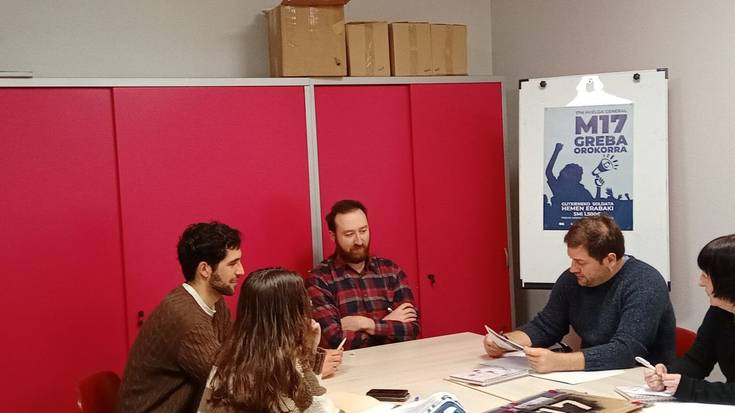 Martxoak 17: soldata duinen oinarria aldarri