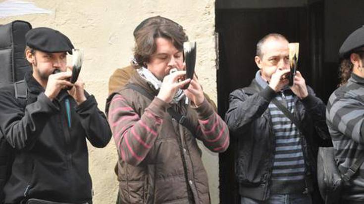 Adarrots taldeak hasiko du Alboka Topaketa, iazko Eurofolk Saria irabazi zuen taldeak