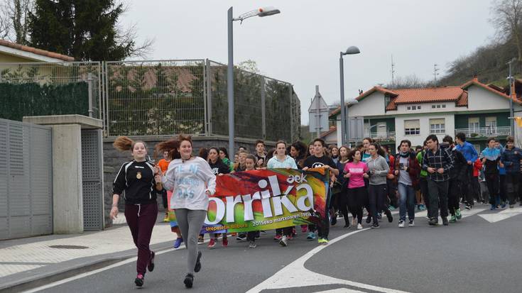 Korrika Batzordea osatzeko, bilera