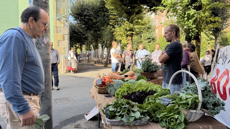 Euskal Jaiak - Irailak 19, larunbata: Azokak eta erraldoi zein buruhaundiak