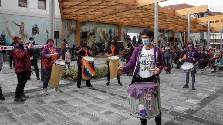 Batukada Feminista tailerra, larunbatean