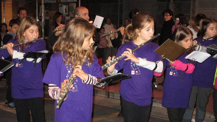 Txistu emanaldiak eta  Bordeleko zortzikotea, igandean