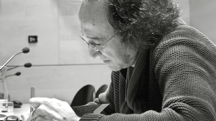 «Gaurko literatur solasaldia, lagun zaharren arteko bilera bat da niretzat»