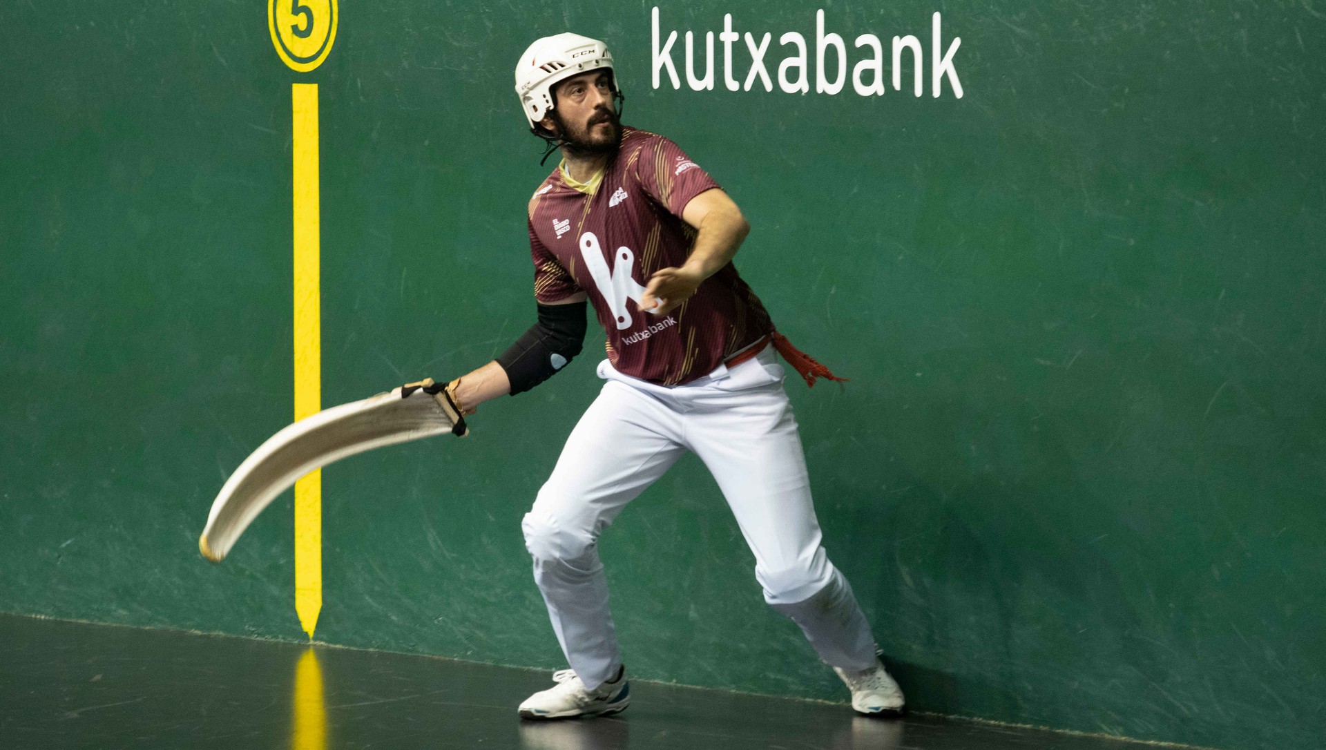 Bi 'bizitzarekin' jarraitzen dute Endika Barrenetxeak eta Oier Apezetxeak, Jai-Alai Summer Seasonen