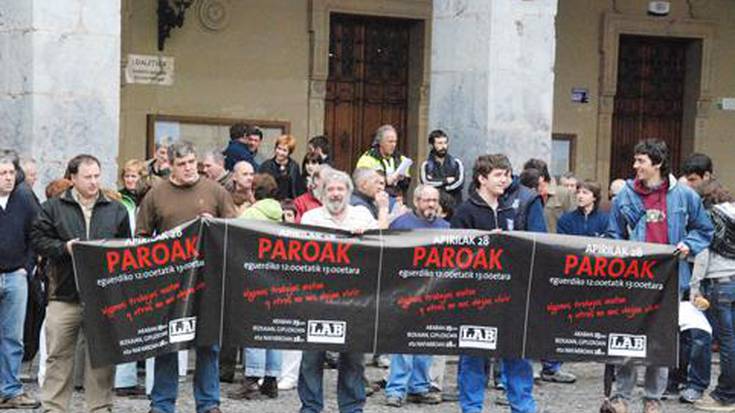 Lan istripuak eta lan baldintza eskasak salatzeko mobilizazioak atzo
