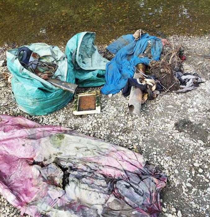 Errekan sortzen diren arazoen  inguruan, bilera