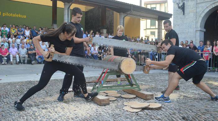 Santa Ana «indartsua», festak borobiltzeko