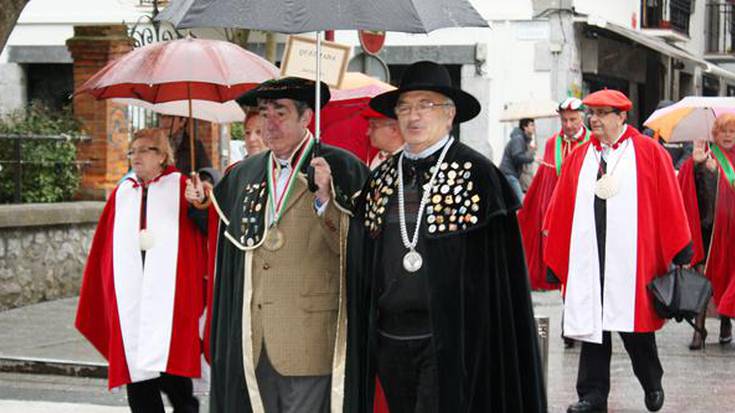Kofrade berriek igandean egingo dute zin, sagardoa nonahi defendatuko dutela 
