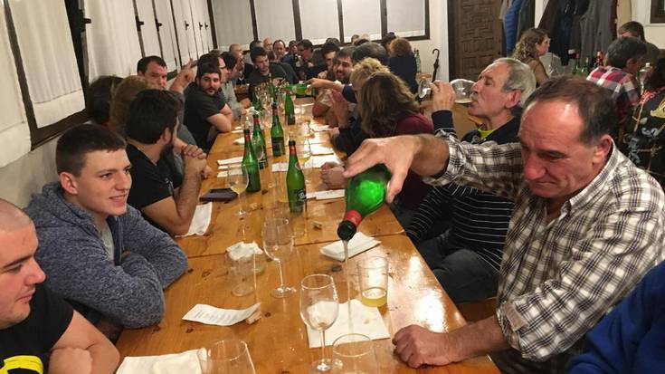 Pintxo potea eta dastatze gidatua 