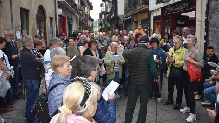 Urte osoko programa zehaztuta, larunbat honetan jarriko ditu eztarriak dantzan Kalez Kale Kantarik