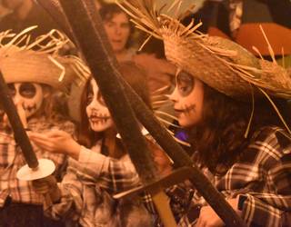 Gau Beltzeko ospakizunek hartuko dute bailara osoa, gaur arratsalde-iluntzean