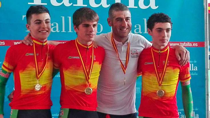 Jaime Romero Espainiako txapeldun, taldekako abiaduran