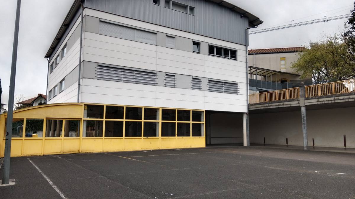 Hasi dituzte Laubidietako frontoiaren aterpea haunditzeko lanak