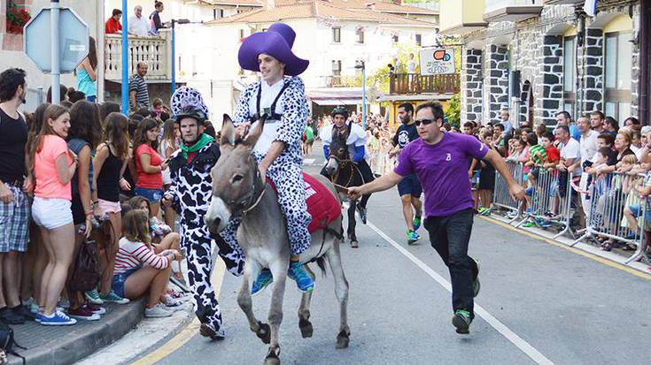 «Aurreko hanken gainean eseri behar da»