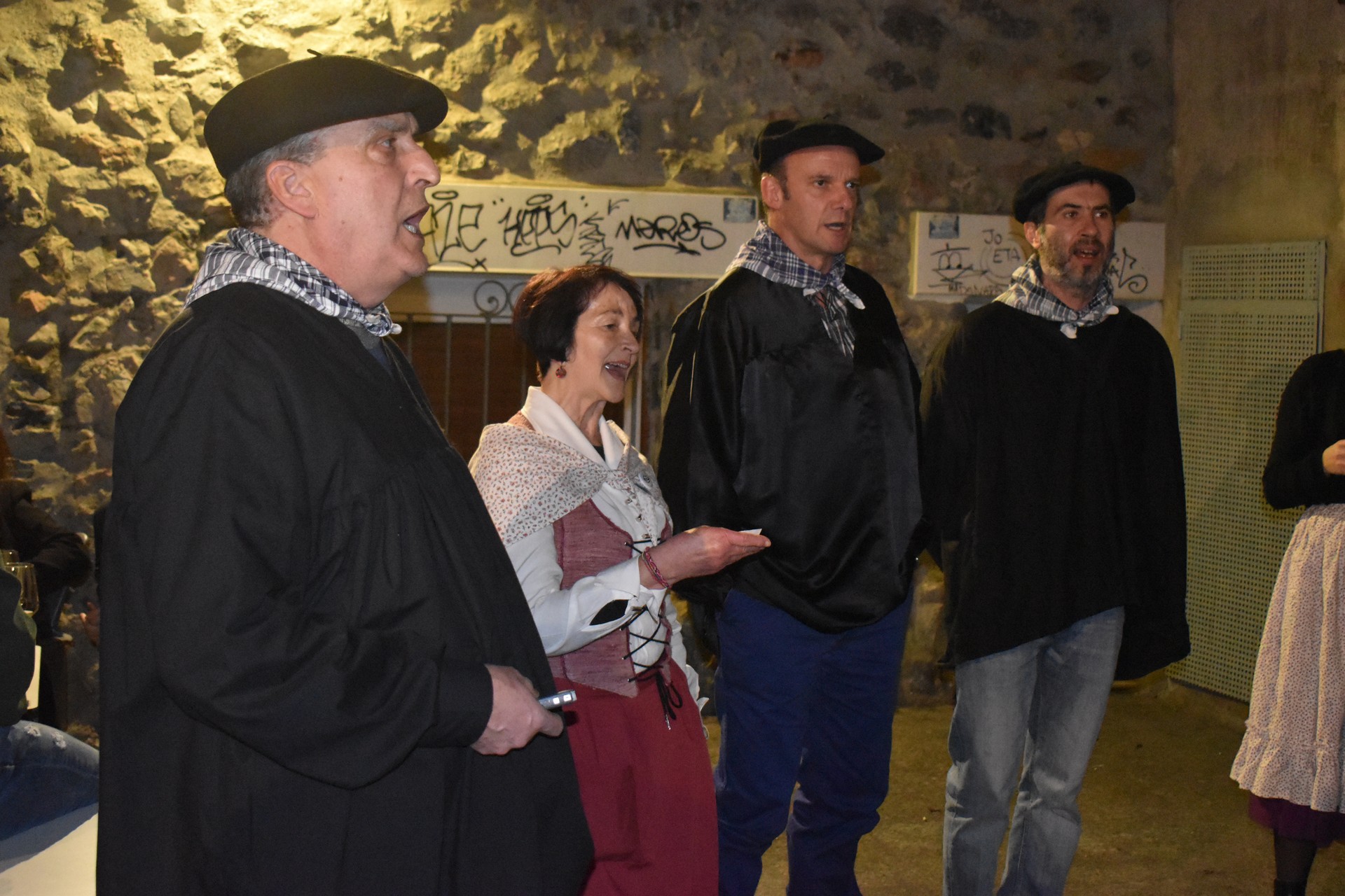 Mendi bueltak, musa eta koplak, urtea amaitzeko