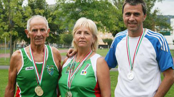 8,5 kilometro, denak emanda
