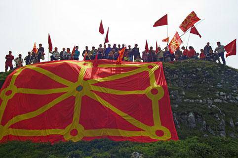 «Hemen gara, nafartarrak gara»