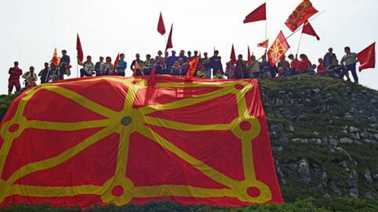 «Hemen gara, nafartarrak gara»