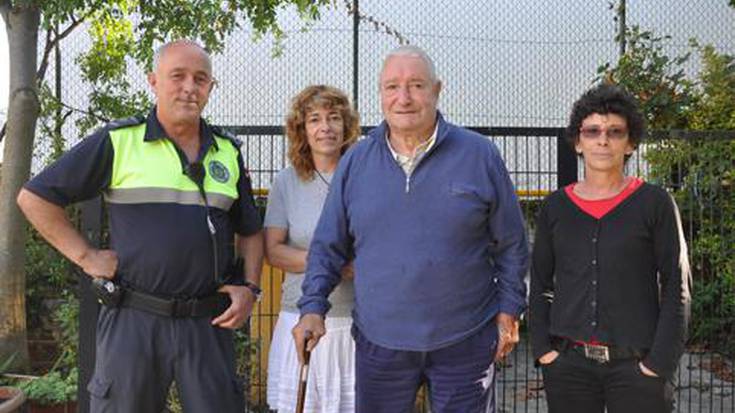 Liztor kabia hazteko zai daude Aterpen, Neikerri eramateko