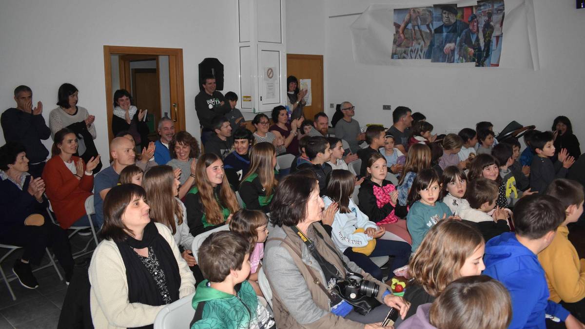 Atsolorra gaur, ereñotzuar berrien ongietorria gisa