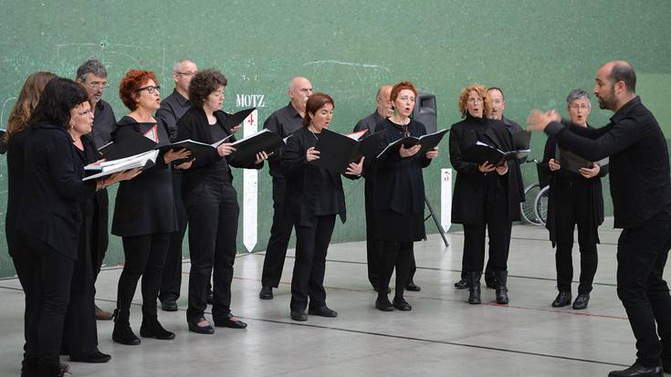 Emanaldi berezia, larunbatean