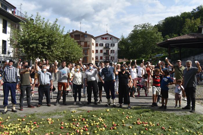 Sagar Uzta jendetsua berreskuratu dute Astigarragan