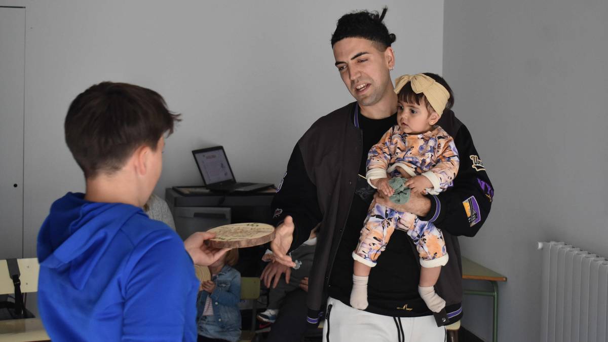 Maiatzaren 17an egingo dute Atsolorra Ereñotzun, auzoarekin lotura duten familiei gonbitea luzatuta