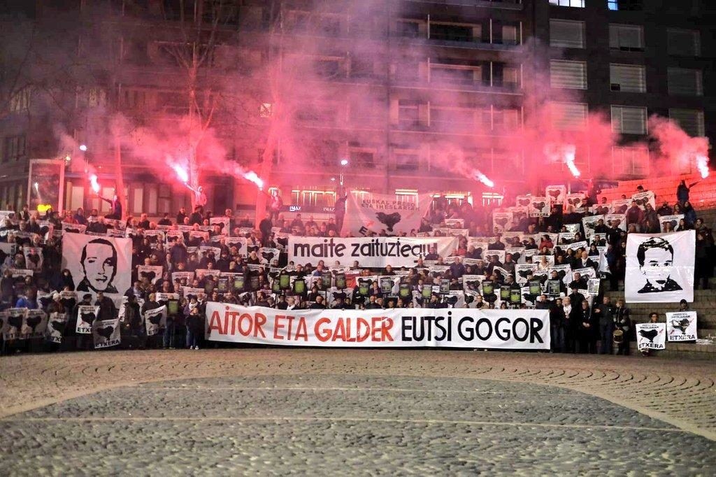 Elkartasun argazkia etzi, Tilosetan