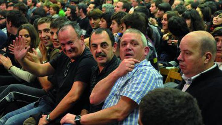 Giro ezin hobea izan zen saio guztian zehar 