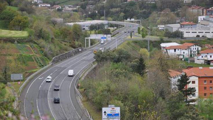 Urumeako autobia itxi egingo dute gauean, Mandazubi eta Martindegi bitartean