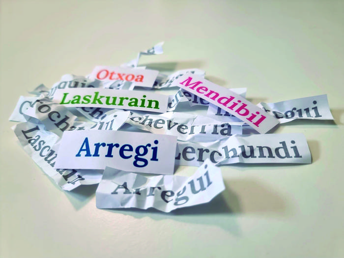 Mila 'apellidu' abizenduta, Buruntzaldeko udalen ekimenez