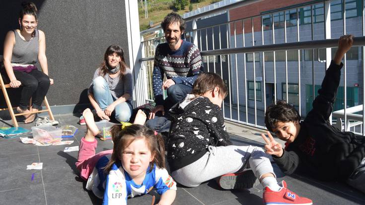 «Euskera zaintzeaz aparte, aukera daukagu guraso eta seme-alaben arteko harremanak sendotzeko»