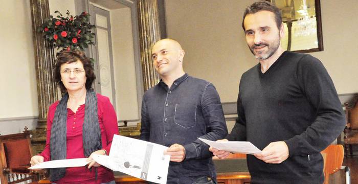 Adinekoei deia, kirol makinak  zein parketan nahi dituzten jakiteko