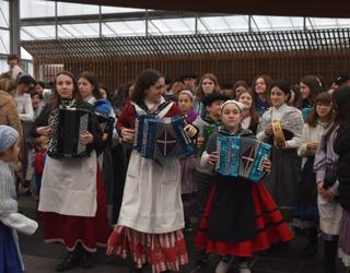 Kalejira herrikoia gaur, Atsegindegitik