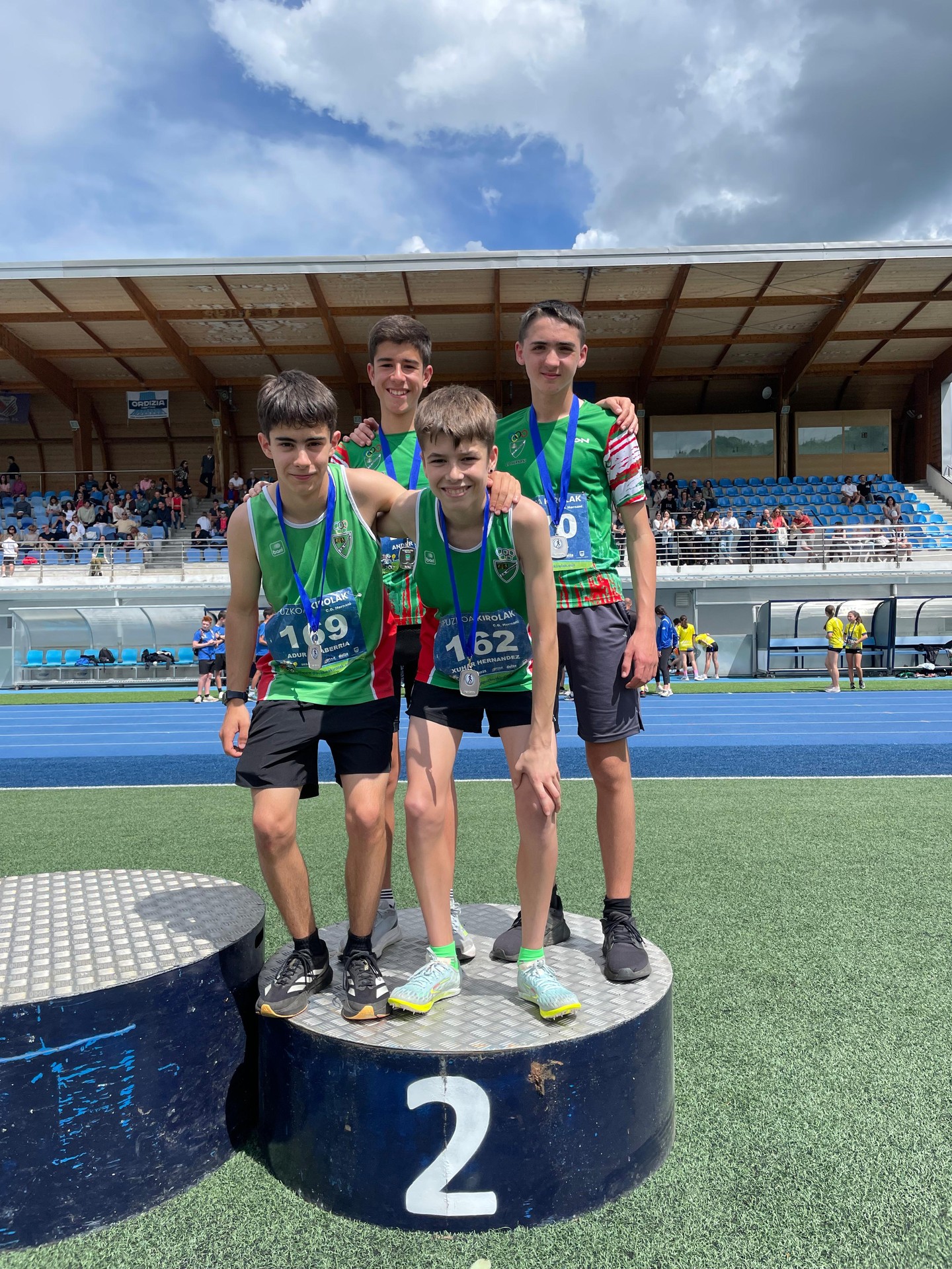 Lau domina lortu dituzte atleta hernaniarrek txapelketa ezberdinetan