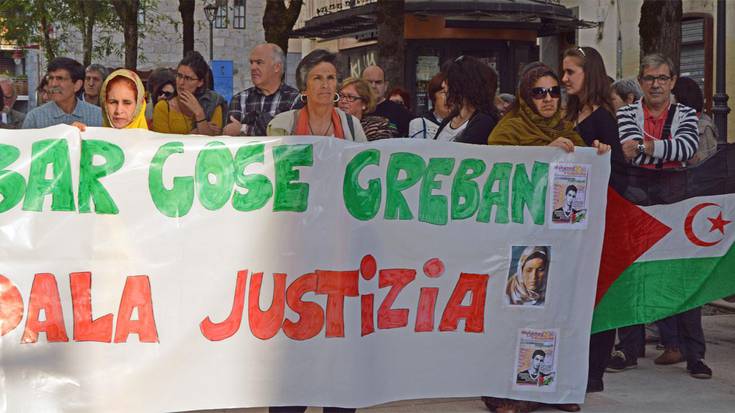 Takbar Haddiren alde kontzentratu ziren, Plaza Berrin