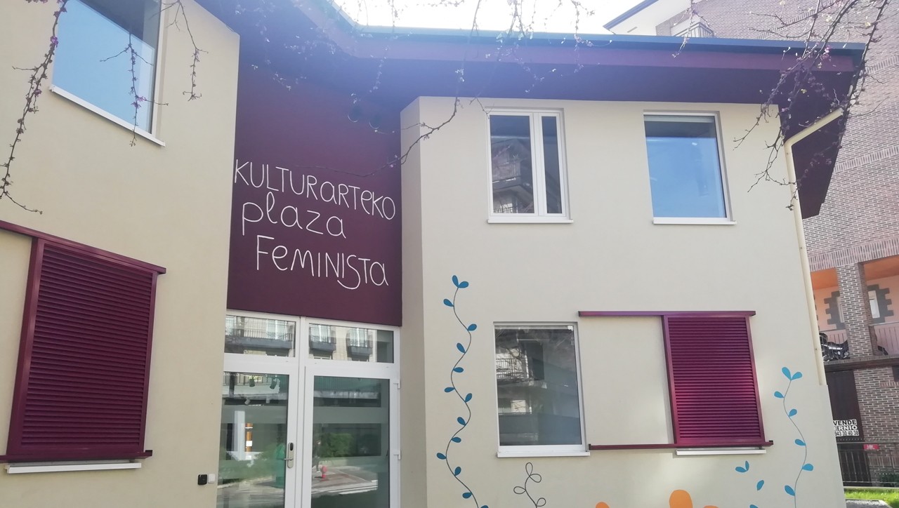 Saio bana gaur eta etzi, pedagogia feministari buruz