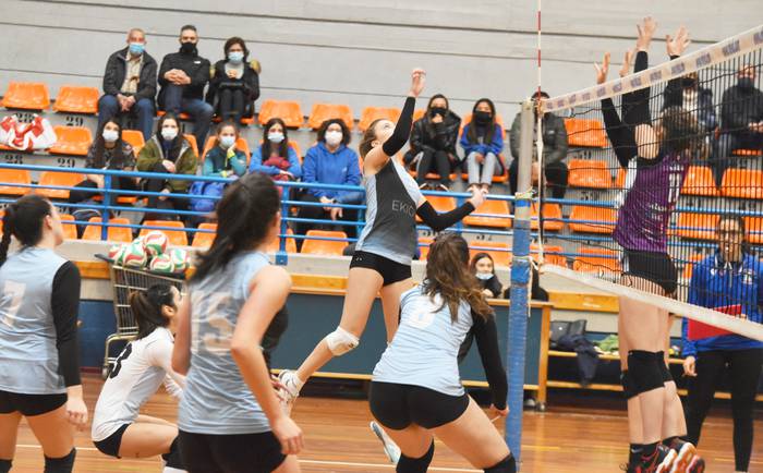 Beste bi garaipen lortzeko aukera, Euskal Ligako boleibol taldeek