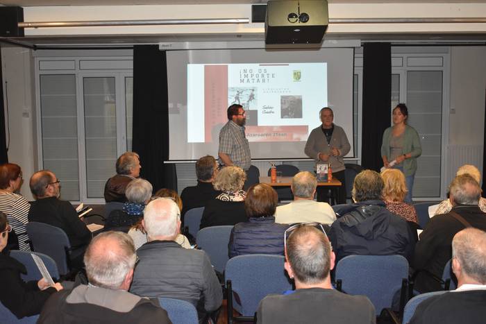 Cuadrak 78ko San Ferminetako gertaerak liburuan bildu ditu