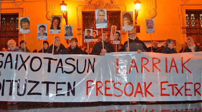 Ibon Fernandezen egoera eta azken atxiloketen kontra, azken ostiralean
