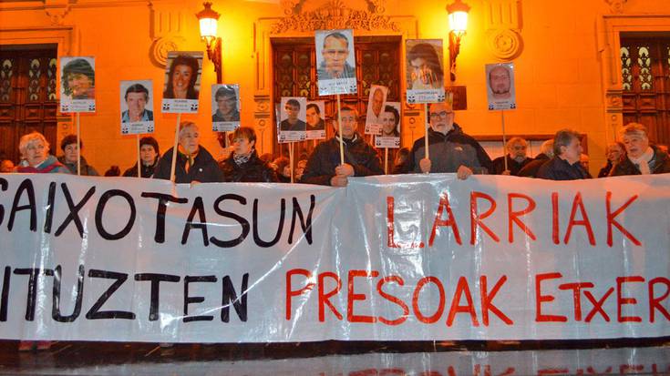 Ibon Fernandezen egoera eta azken atxiloketen kontra, azken ostiralean