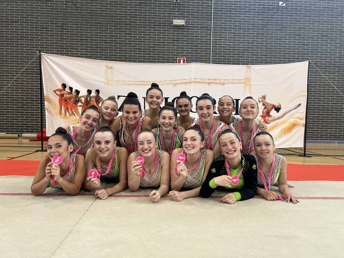 Seniorrak txapeldun Getxon, gimnasiako Zubigorri Torneoan